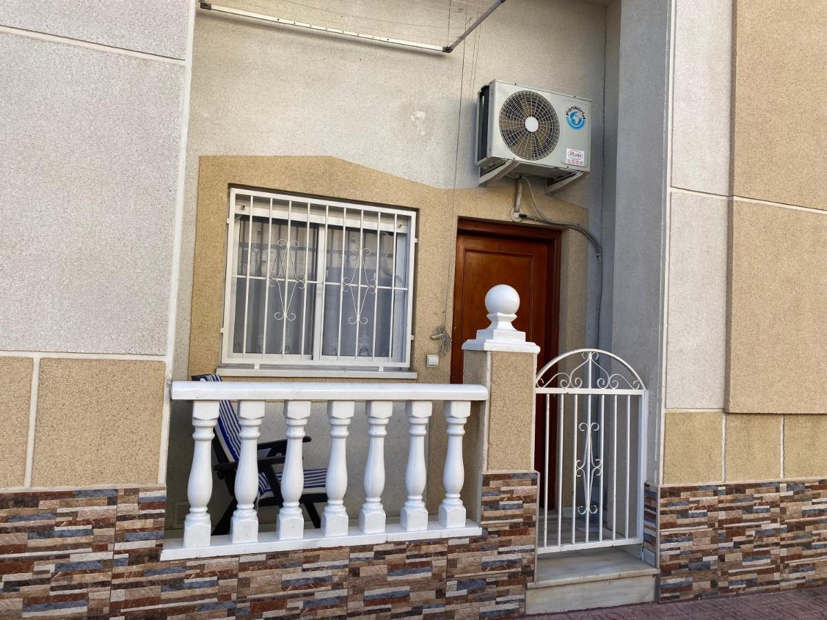 Homely Apartments Loft Τορεβιέχα Εξωτερικό φωτογραφία